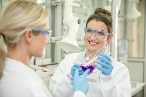 starker Praxisbezug Starker Praxisbezug